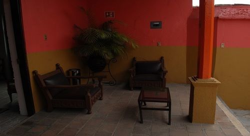 Hotel Lirice Colonial Комитан-де-Домингес Экстерьер фото